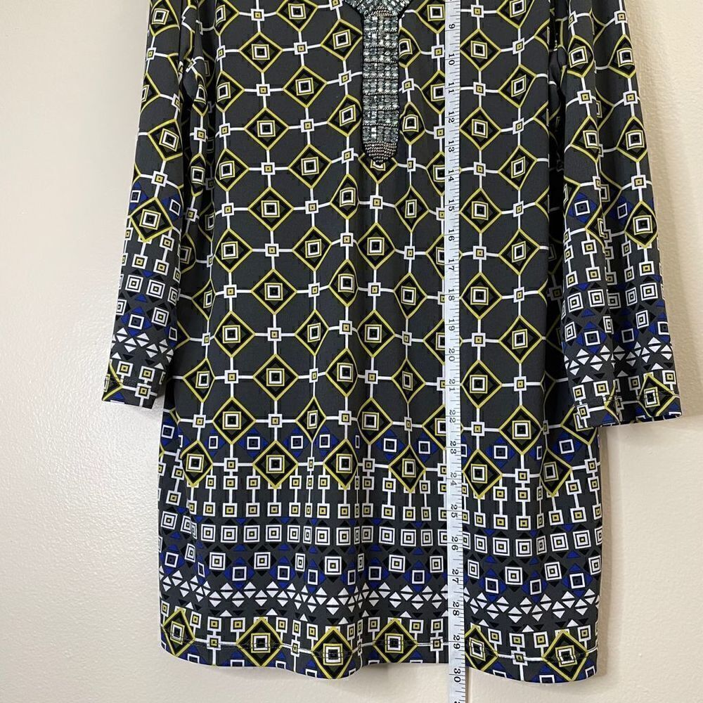 NEW! JM Collection| Medium| Soft| Flowy| Bollywood| Geometric print - Picture 4 of 14